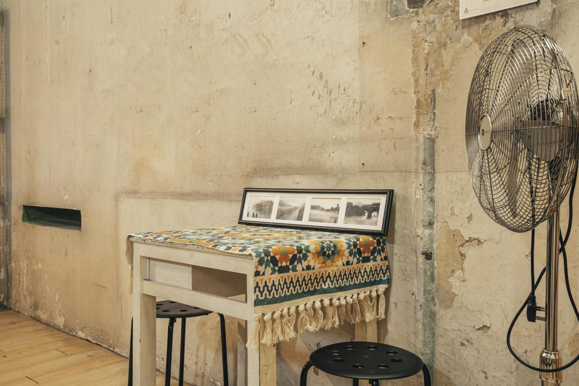De Cafe & Rest House ايبوه المظهر الخارجي الصورة